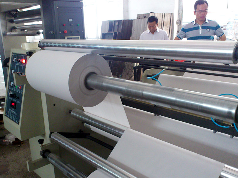 佛山哪兒有賣薄膜分切機(jī)的公司？廠家推薦！